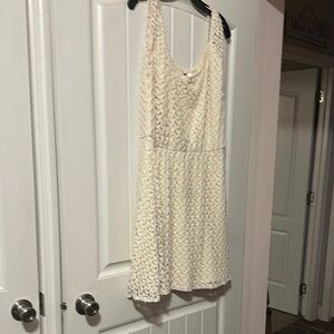 Elegant Cream Crochet Sleeveless Dress